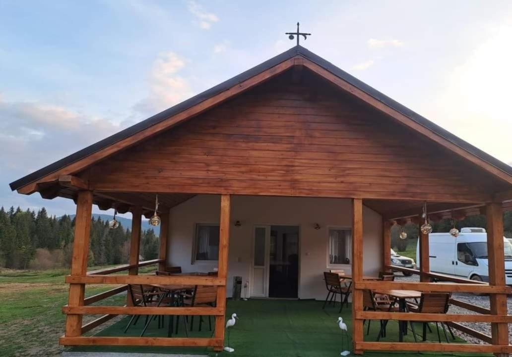 Cabane Areama Neagra Marosfő Kültér fotó