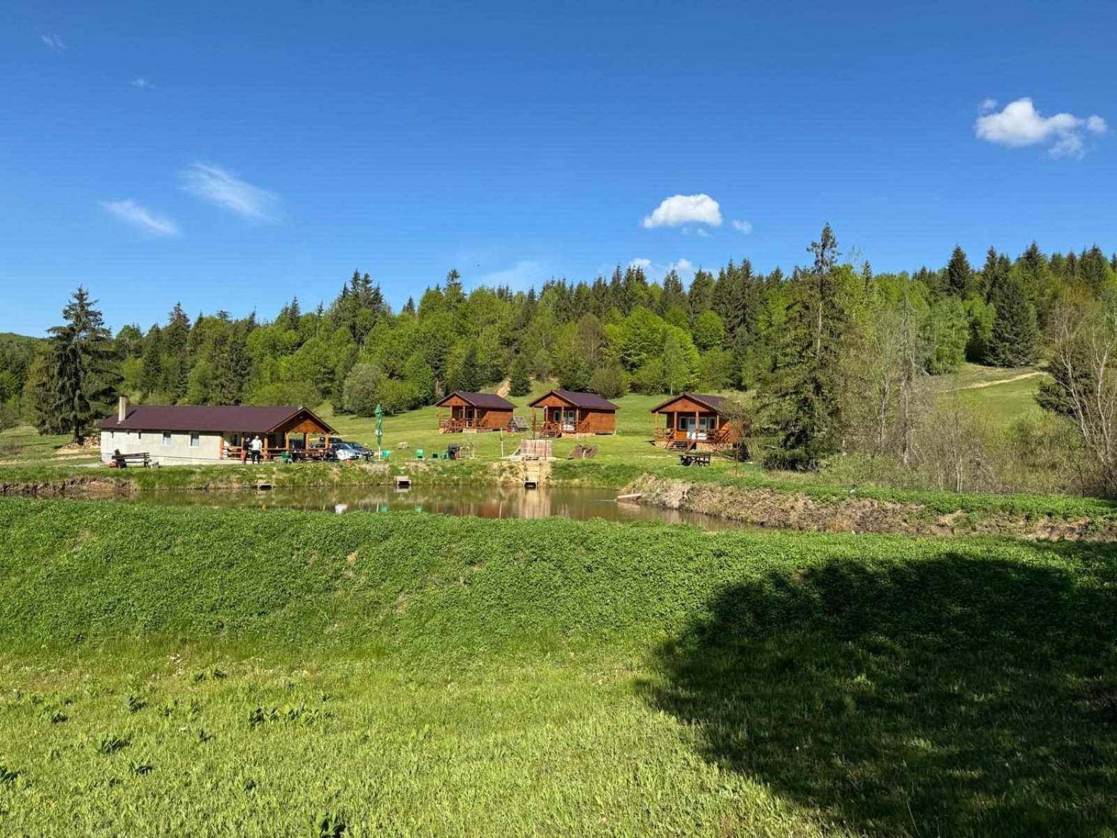 Cabane Areama Neagra Marosfő Kültér fotó